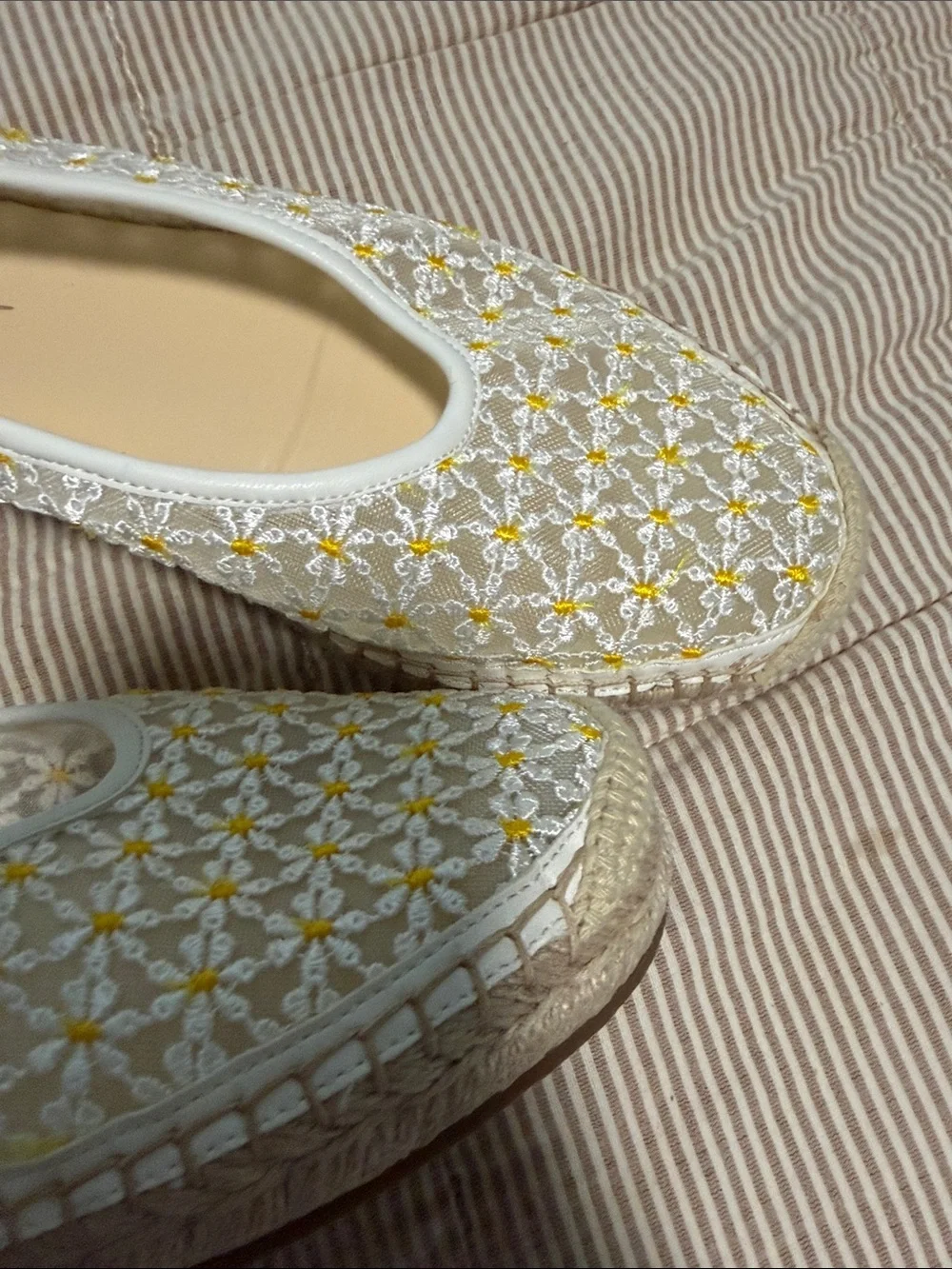 Jessica Simpson White Espadrille Flats with Yellow Floral Embroidery